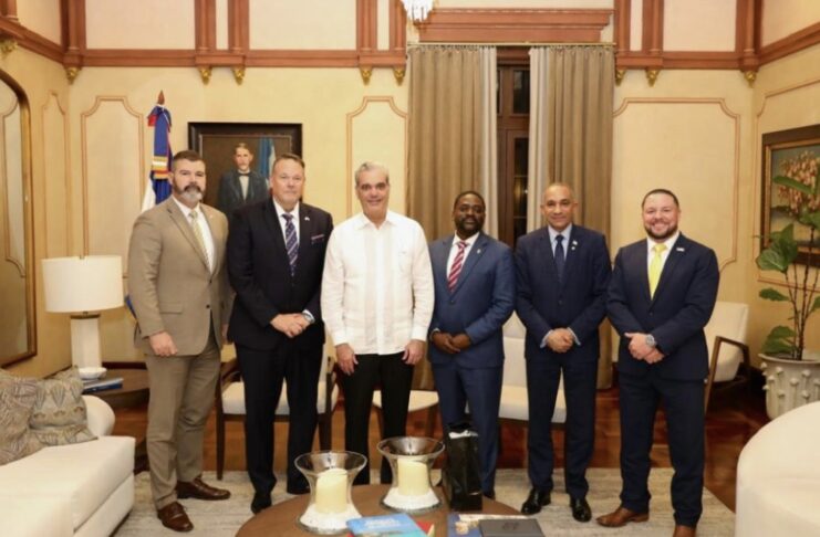 Misión de alto nivel de la DEA felicita al presidente Luis Abinader por su apoyo a la lucha contra narcotráfico internacional