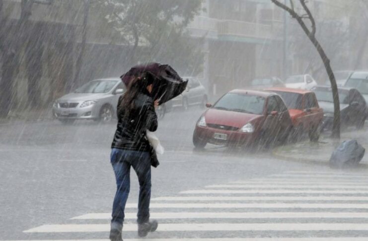 Vaguada continuará provocando lluvias y mantiene nueve provincias en alerta meteorológica