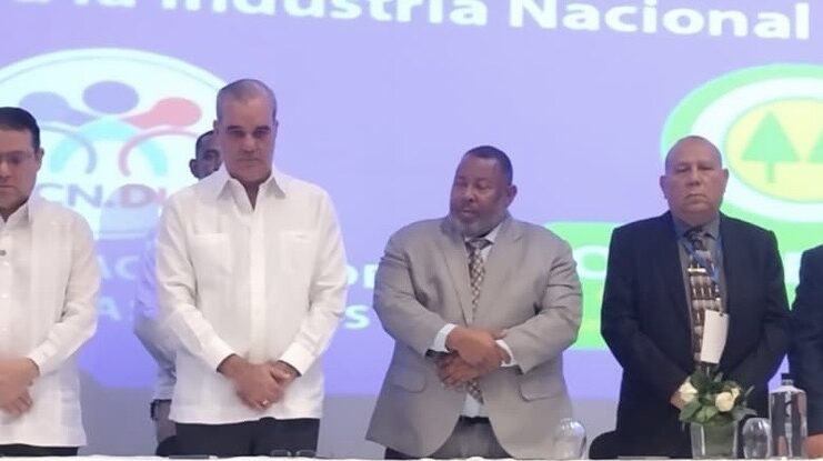 Abinader llama al consenso y unidad de sectores para enfrentar efectos crisis en Medio Oriente