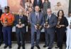 El periodista Felix Jacinto Breton ganó el premio Dario Flores.